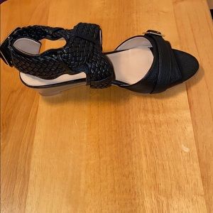 Black Short Wedge Sandals        New